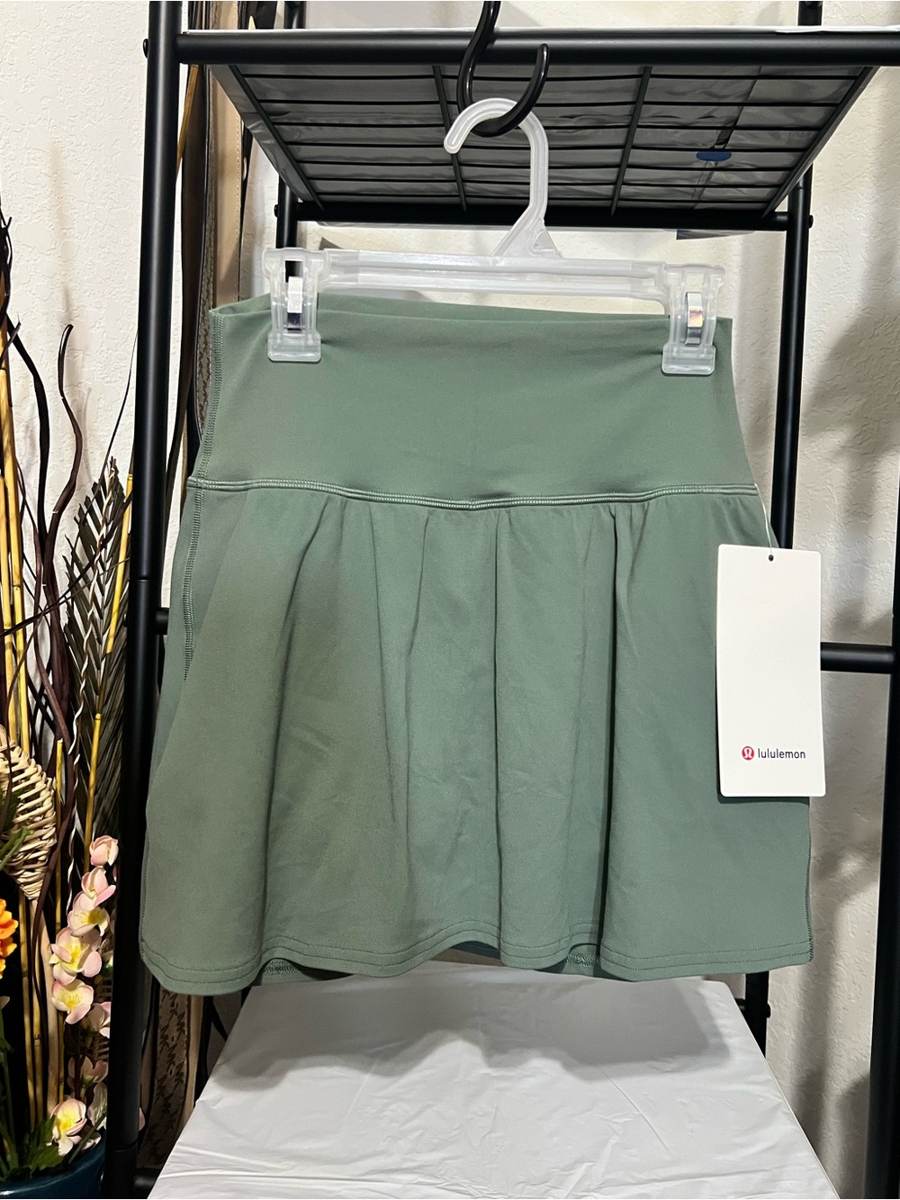 NWT lululemon athletica Women's Sage Green Athletic Skirt - Picture 2 of 6